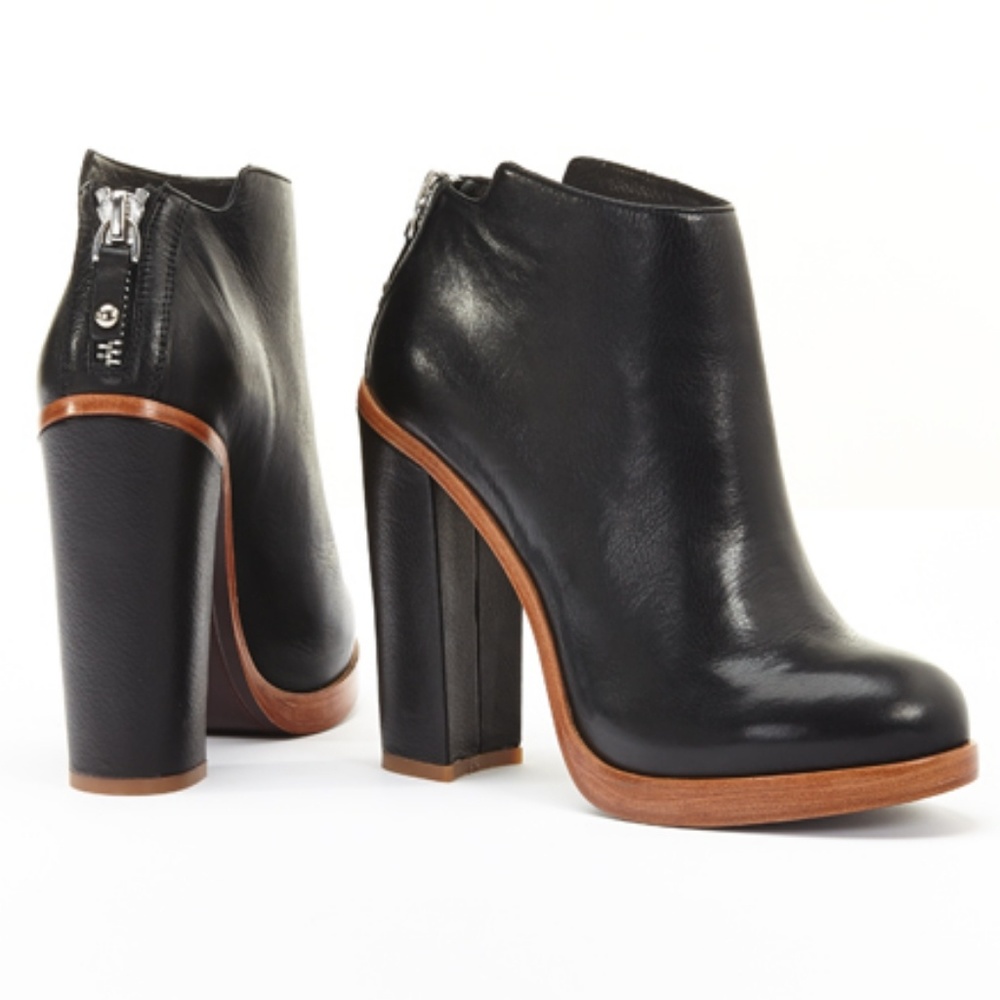 Dolce Vita | Nissa Leather Platform Ankle Bootie